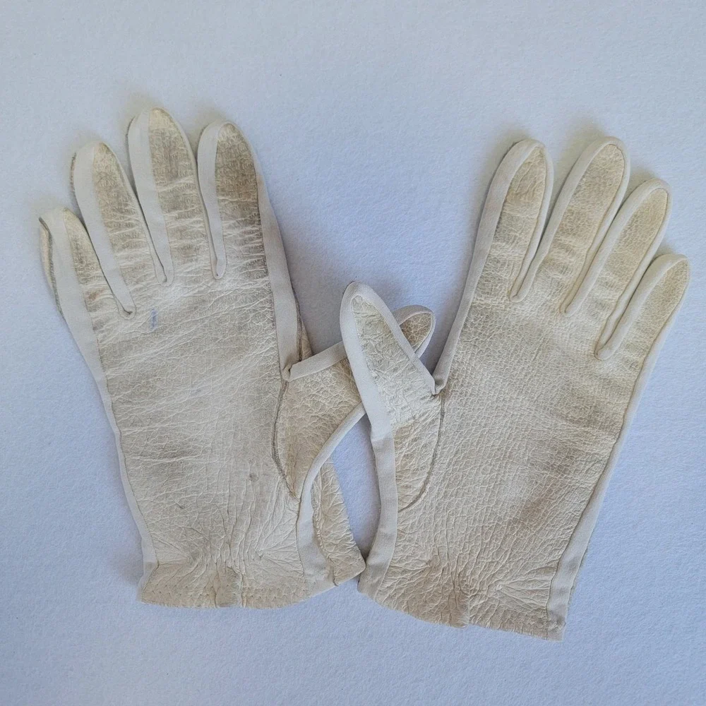 Vintage Van Raalte White Nylon Gloves Size XL Mid-Century Formal Flex Fit
